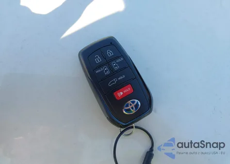 2025 Toyota Sienna Xle 8 Passenger from USA, damaged, VIN 5TDYRKEC9SS264812